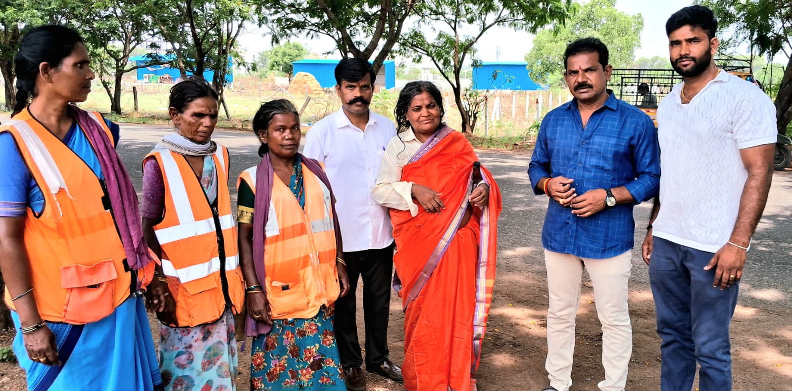 అనాధలను మానవత్వంతో ఆదుకోవాలి