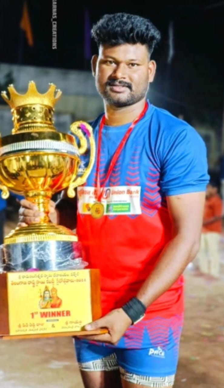 సూర్యపేట్ కబడ్డీ ఆటగాడు రాజేష్ కు తీవ్ర గాయం